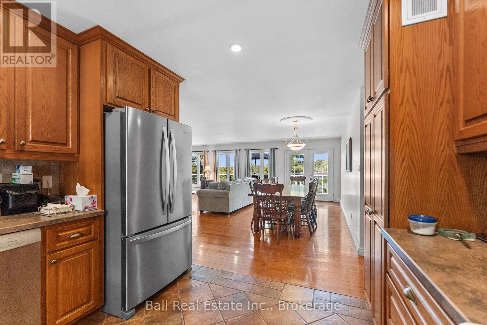 214A CENTRE ROAD - 22