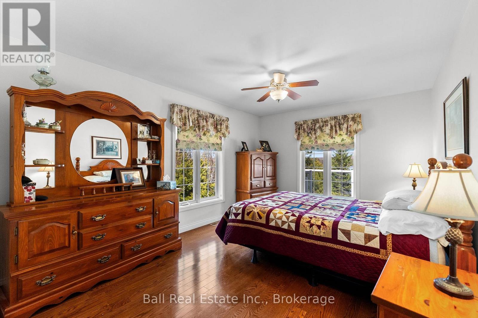 214A CENTRE ROAD - 28