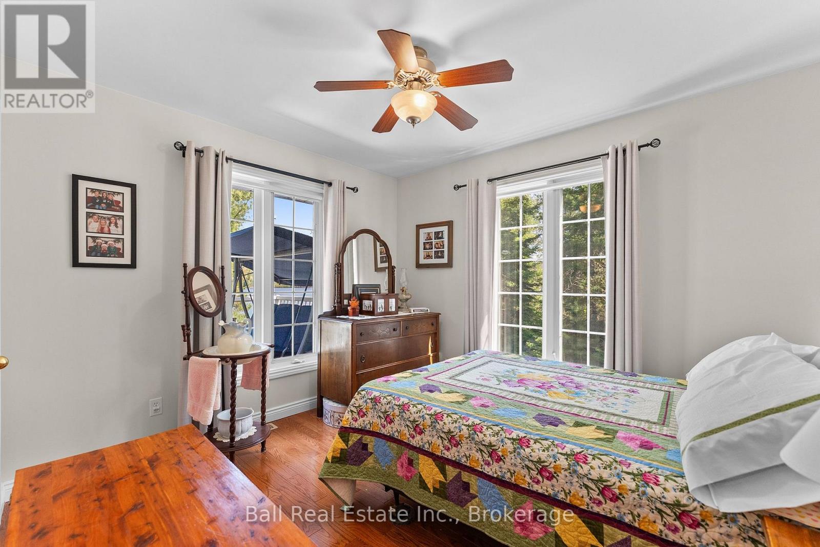 214A CENTRE ROAD - 34