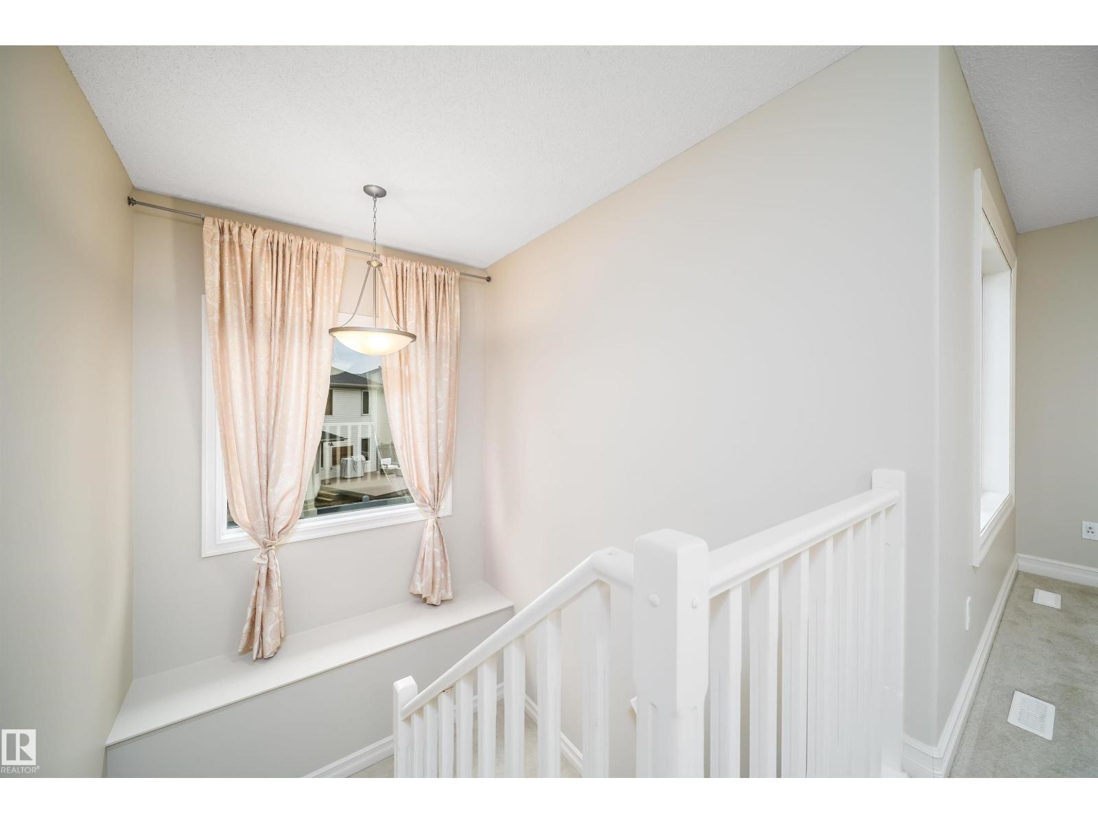 11312 13 AVE SW SW — photo 14