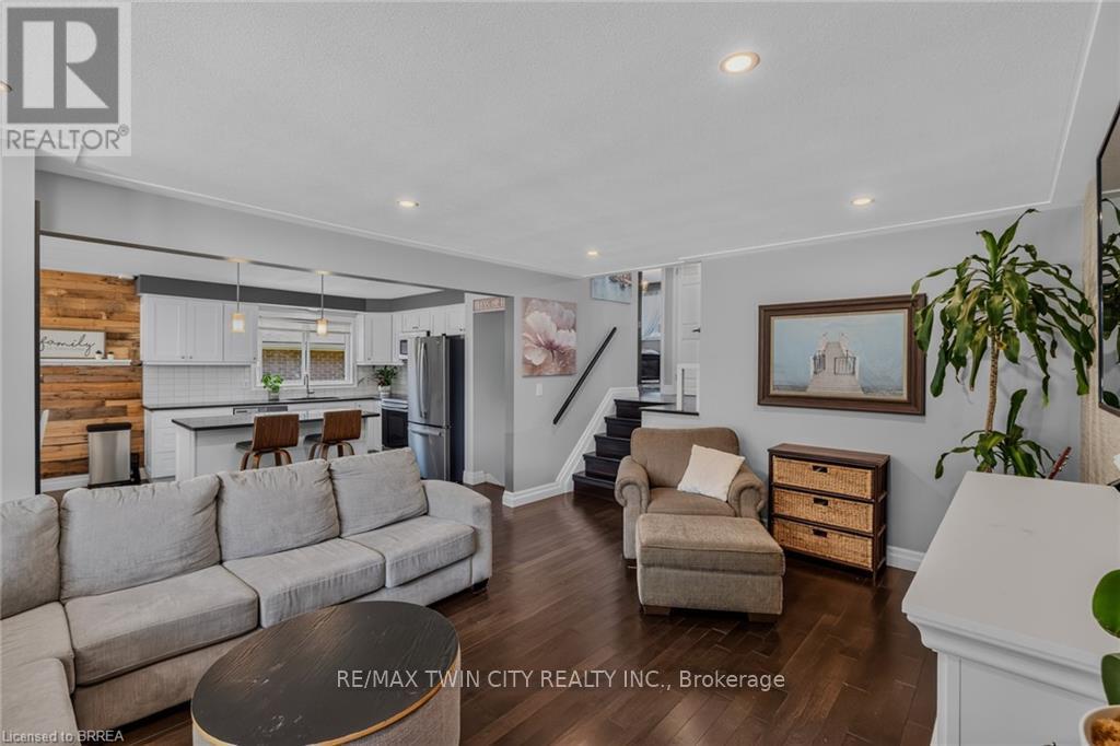 38 BRIER PARK ROAD - 16