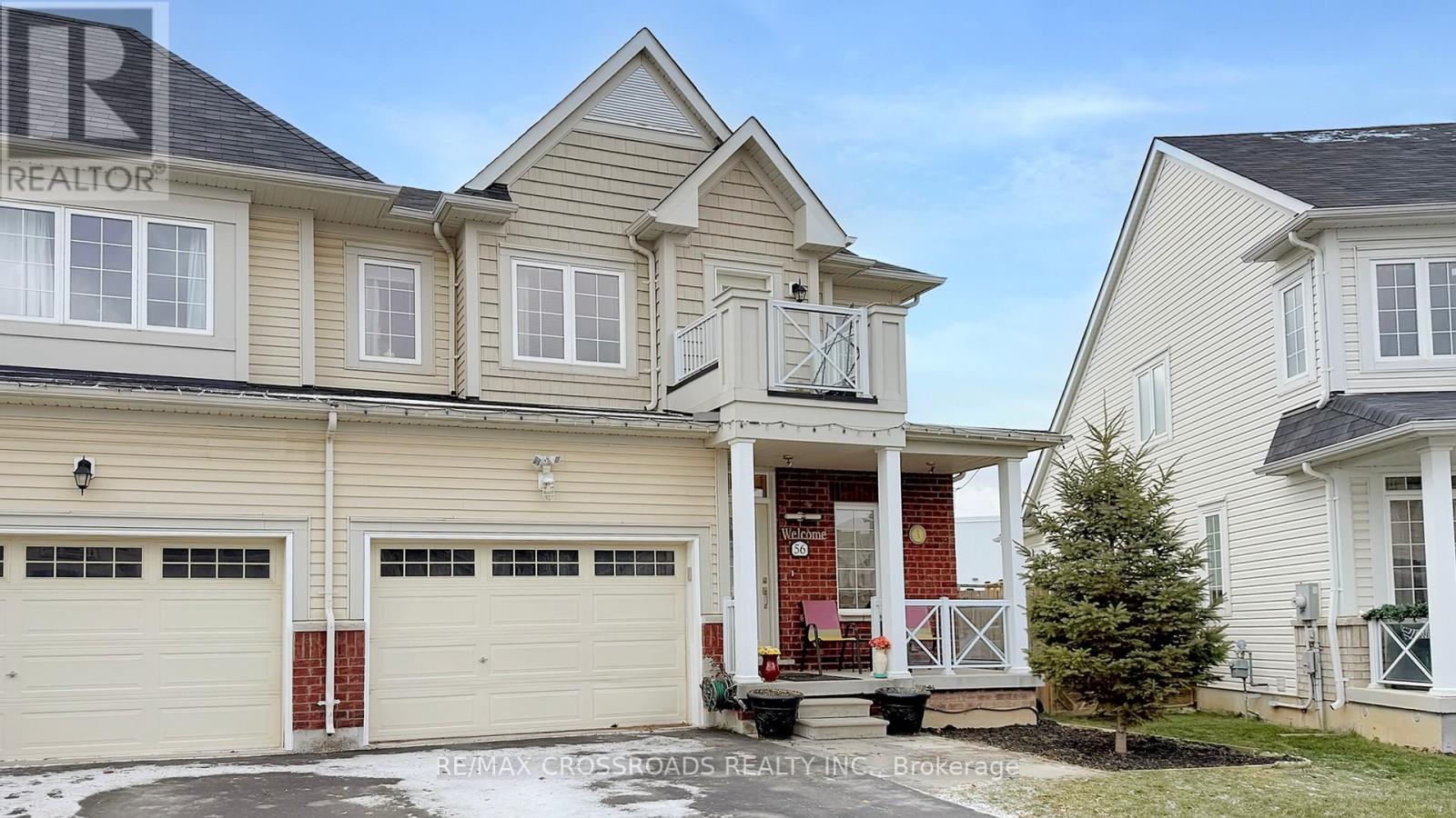 56 DOMINION CRESCENT - 2