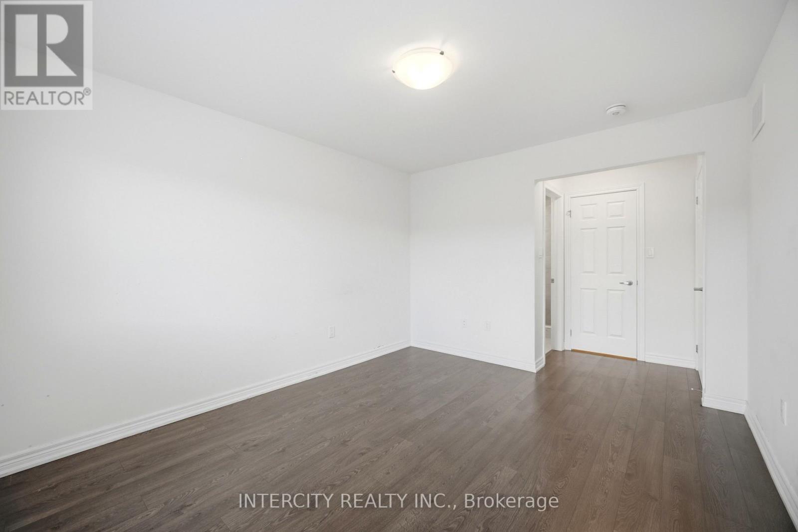 330 STEWART STREET - 20