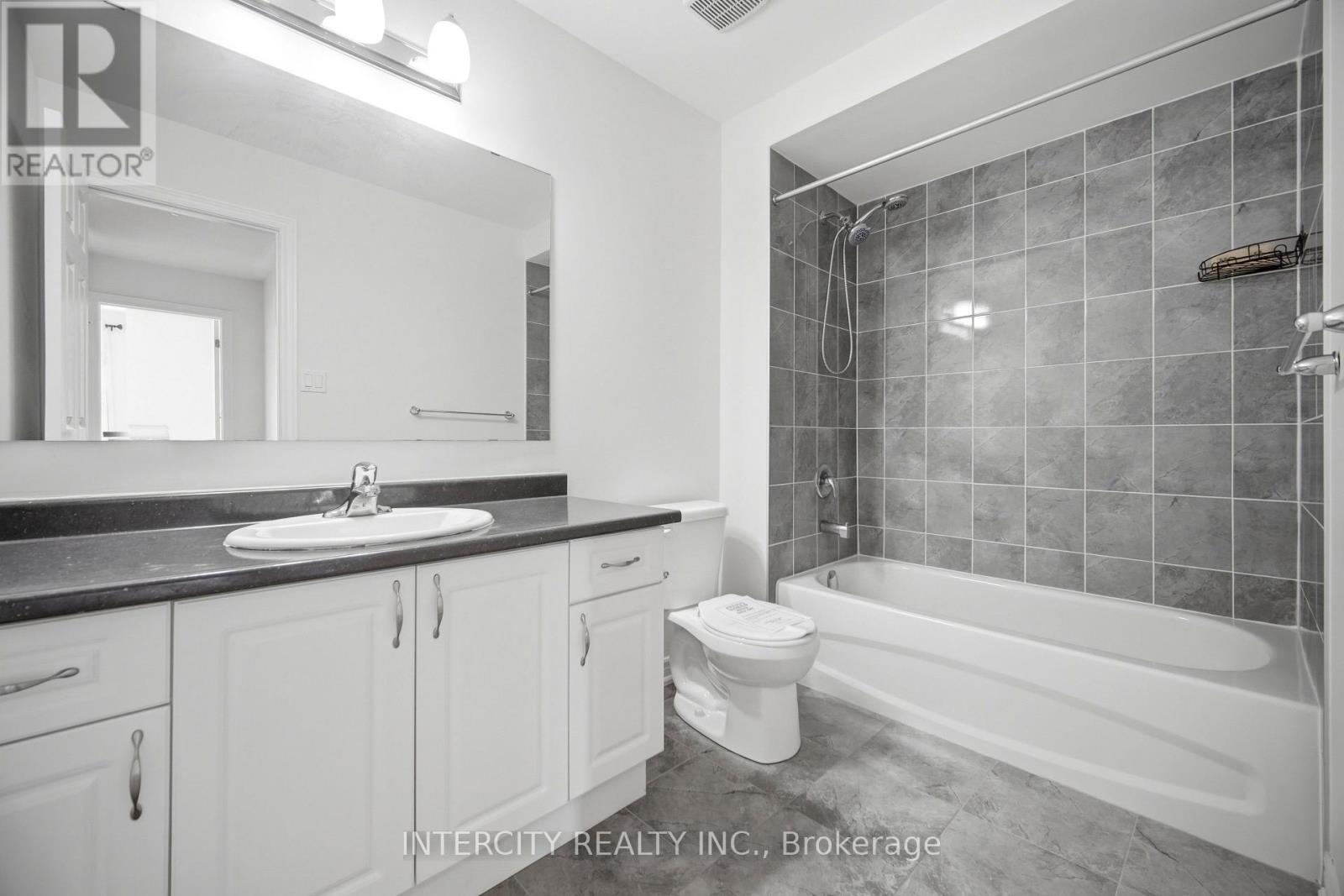 330 STEWART STREET - 33