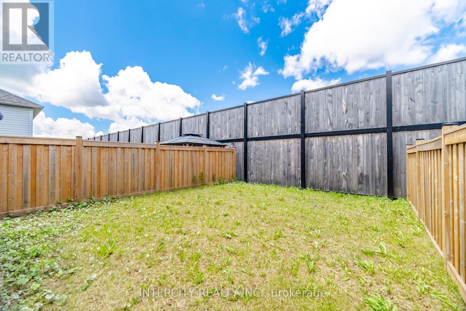 330 STEWART STREET - 43