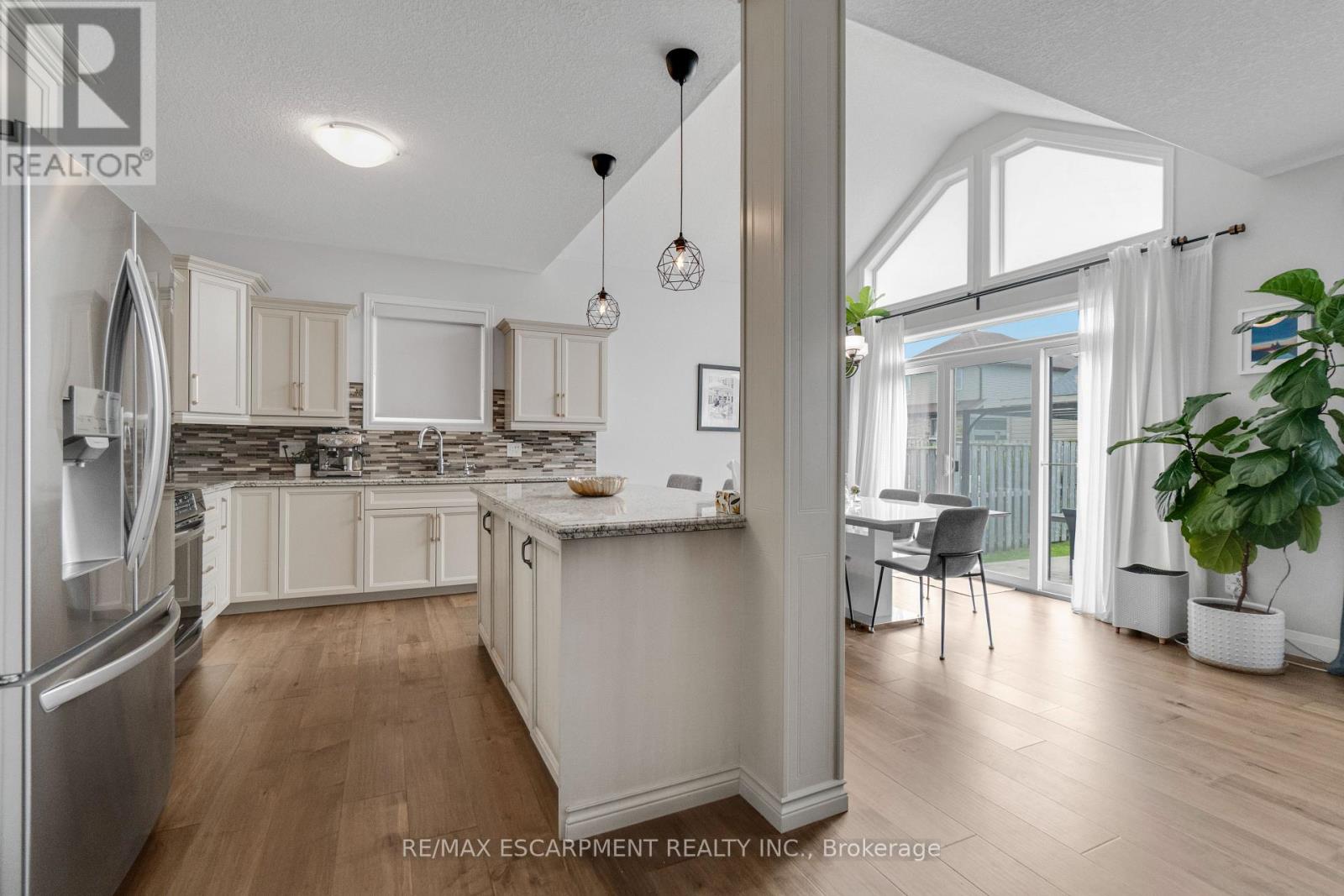 83 FRANKFURT STREET - 14