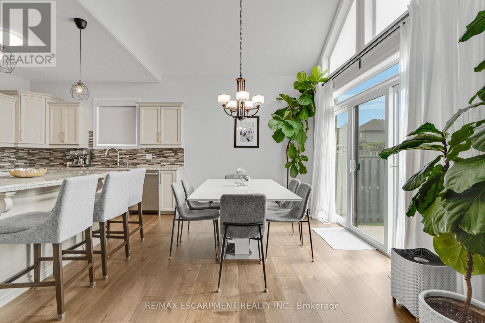 83 FRANKFURT STREET - 17