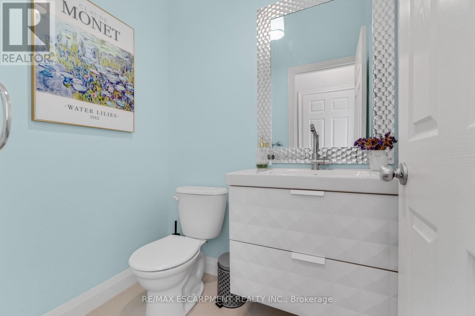 83 FRANKFURT STREET - 21