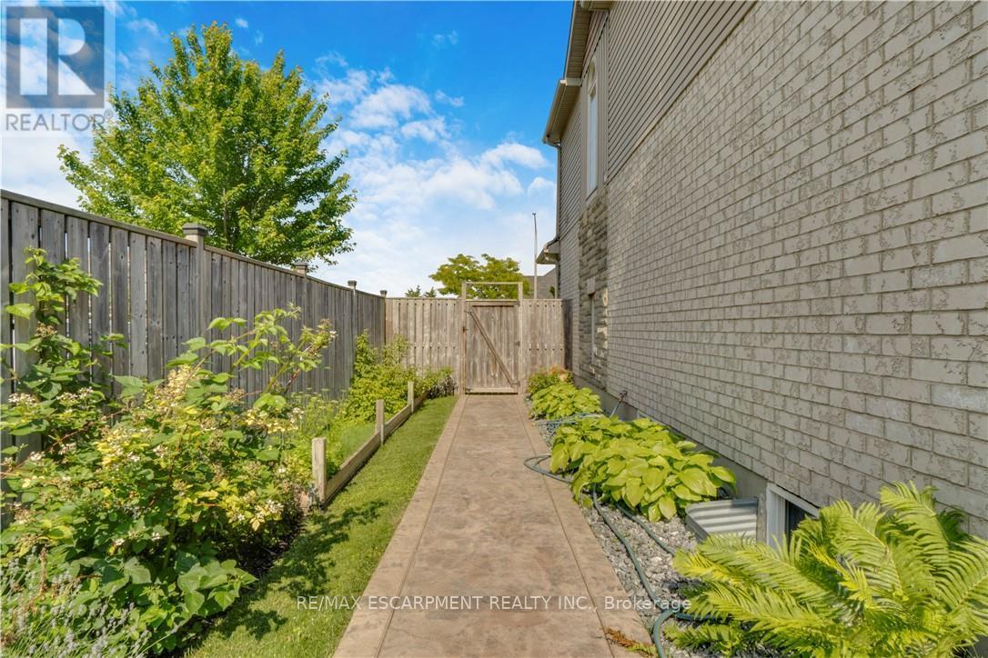 83 FRANKFURT STREET - 40