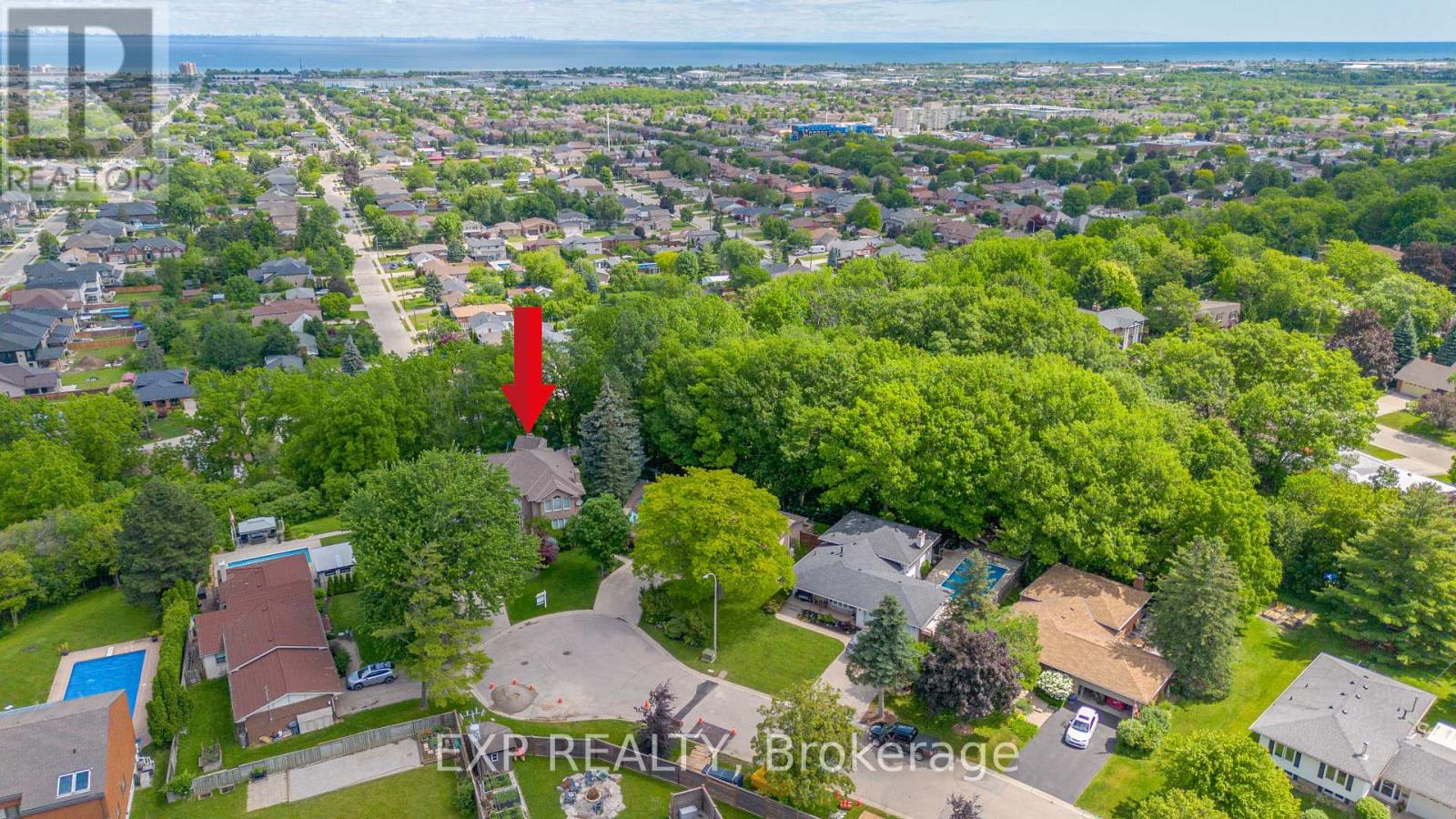 22 BURT COURT - 50