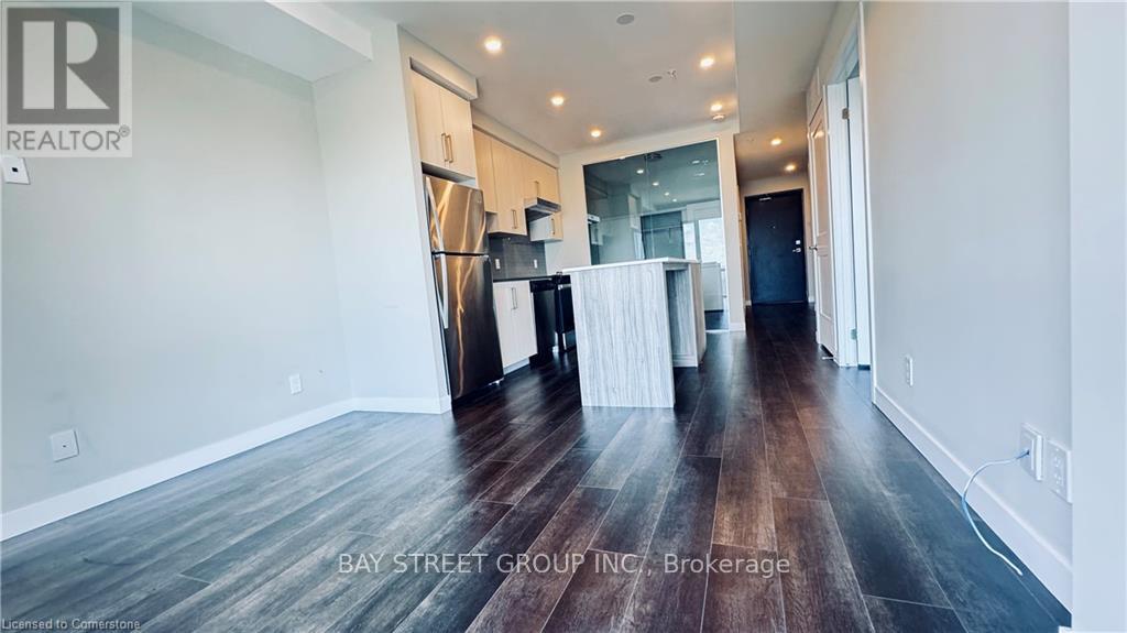 #1909 15 QUEEN STREET S - 10