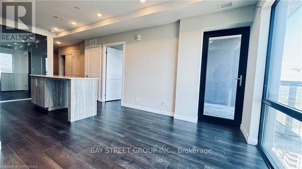 #1909 15 QUEEN STREET S - 11