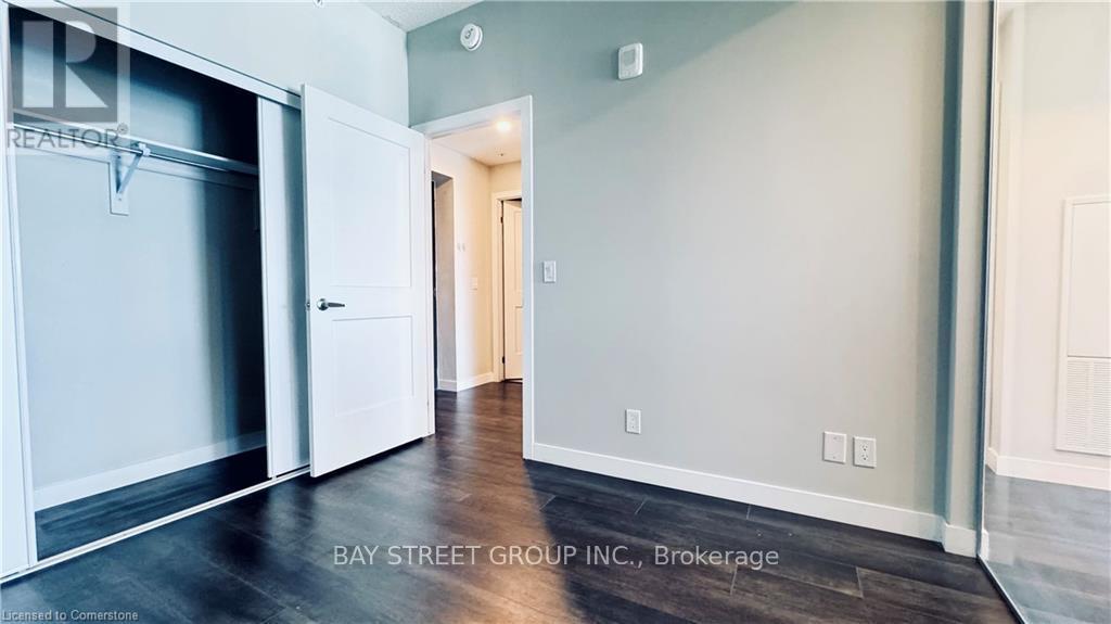#1909 15 QUEEN STREET S - 14