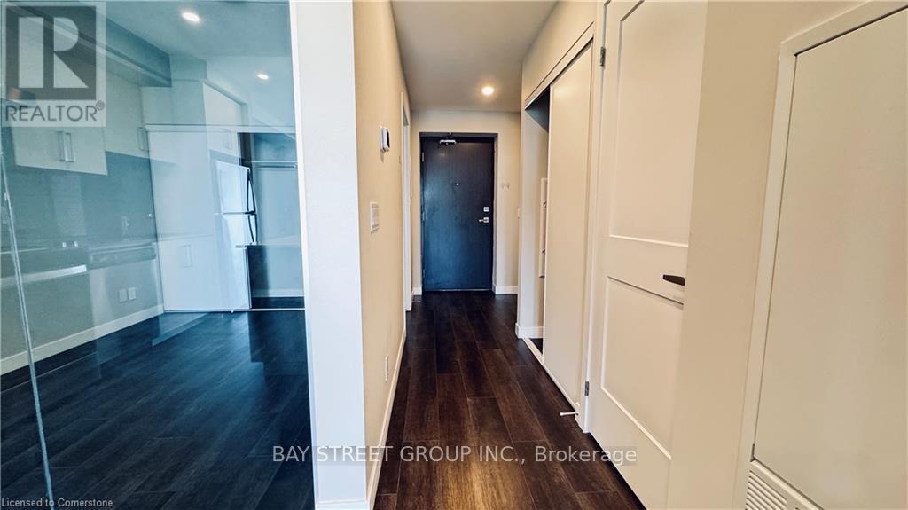 #1909 15 QUEEN STREET S - 6