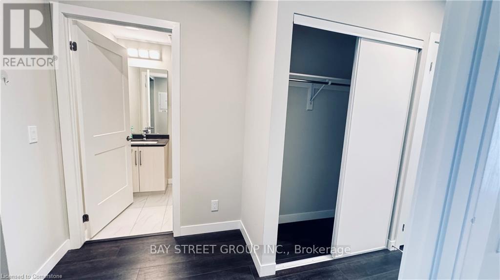 #1909 15 QUEEN STREET S - 7