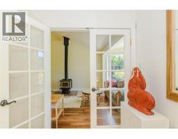 351 Elizabeth Dr, Salt Spring, BC V8K1J5 Photo 12