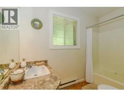 351 Elizabeth Dr, Salt Spring, BC V8K1J5 Photo 25
