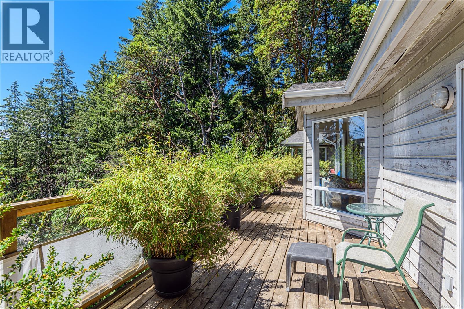 351 Elizabeth Dr - 44