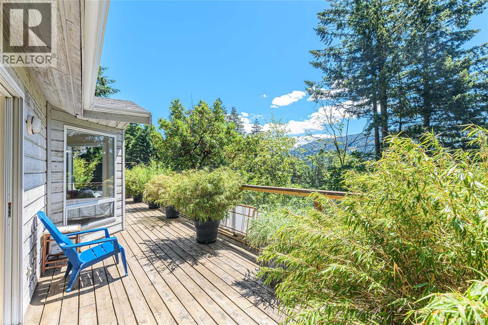 351 Elizabeth Dr - 40
