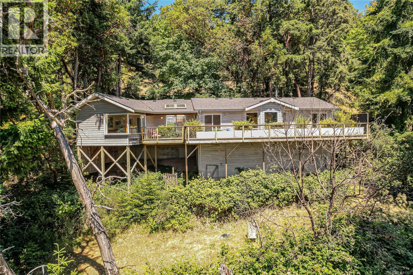 351 Elizabeth Dr - 66
