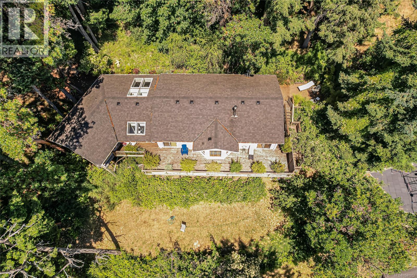 351 Elizabeth Dr - 64