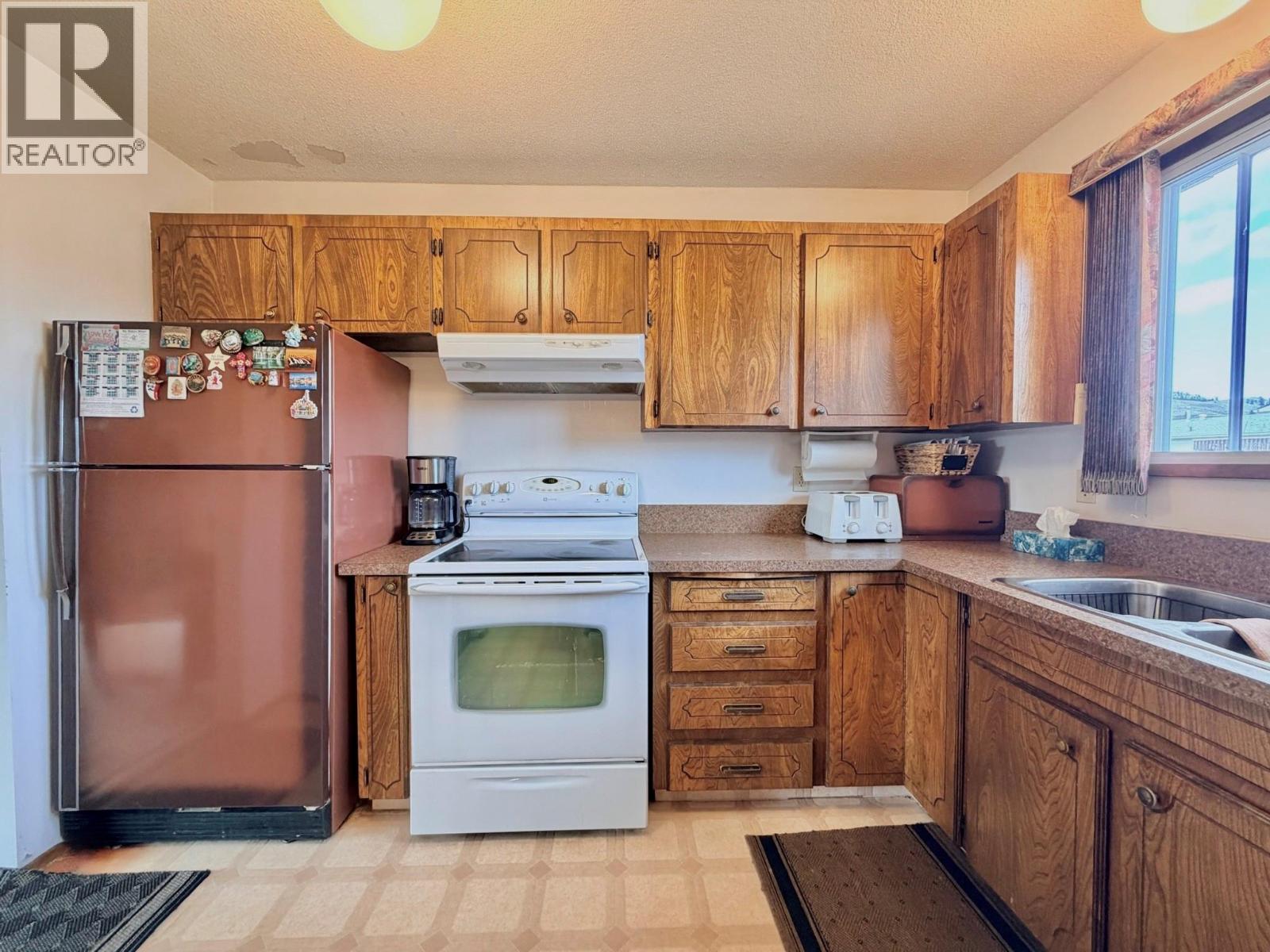11102 Scott Street - 11