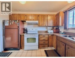 Primary Bedroom - 11102 Scott Street, Summerland, BC V0H1Z0 Photo 11