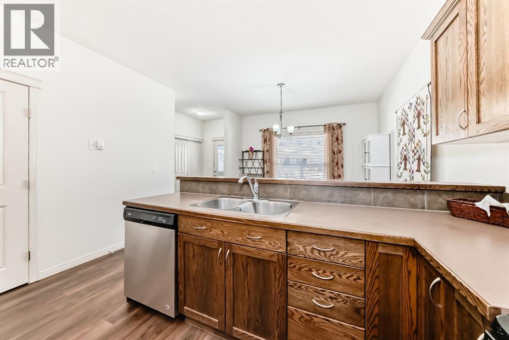 #119 50 Lucky Place - 6