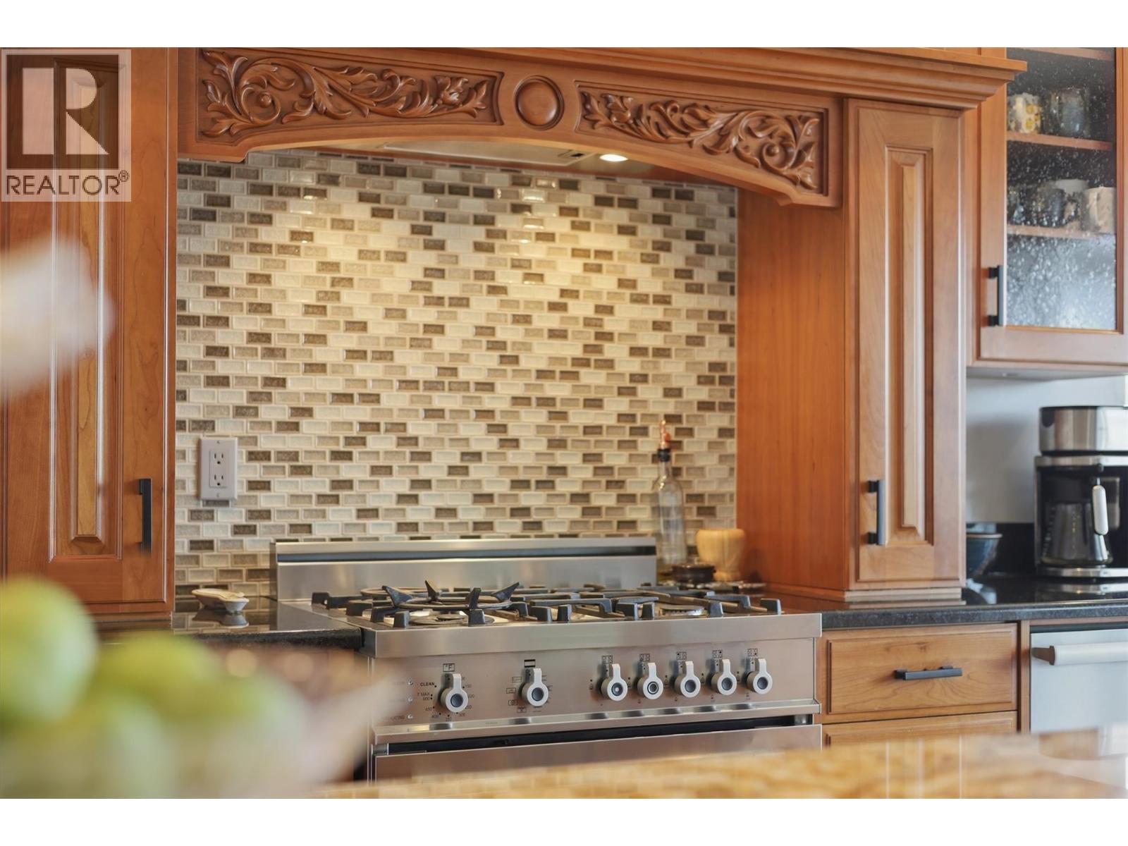 2015 High Country Boulevard - 27