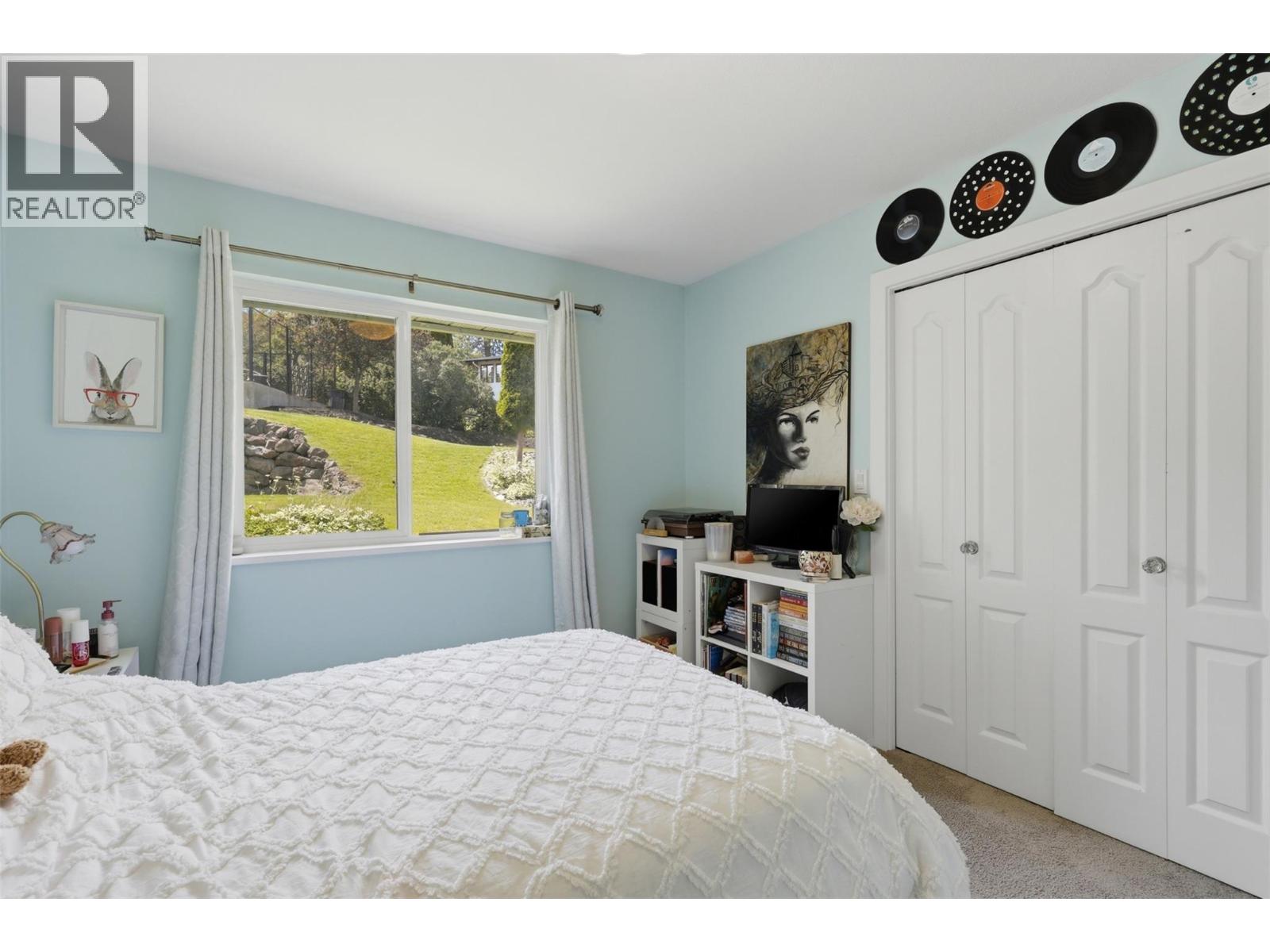 2015 High Country Boulevard - 40