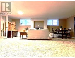 135 Christopher Avenue, Wasaga Beach, ON L9Z1S4 Photo 19