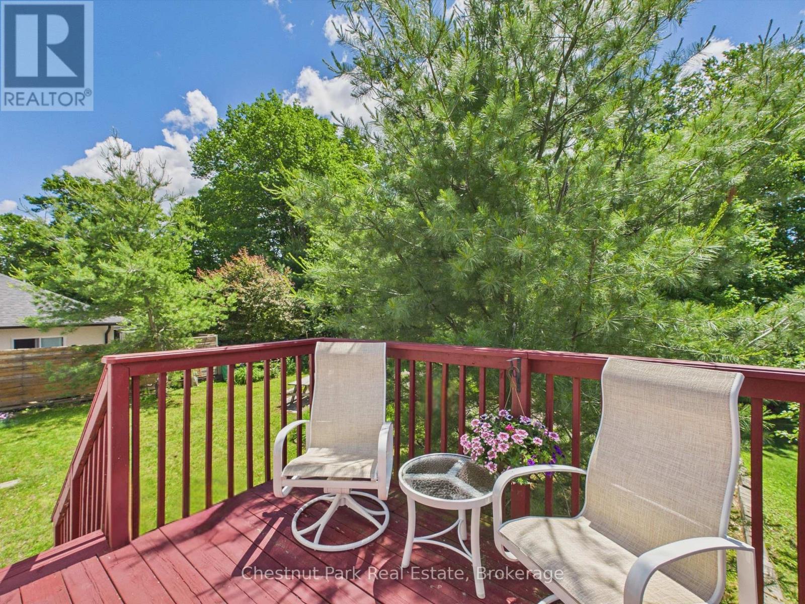 525 LORNE STREET - 22
