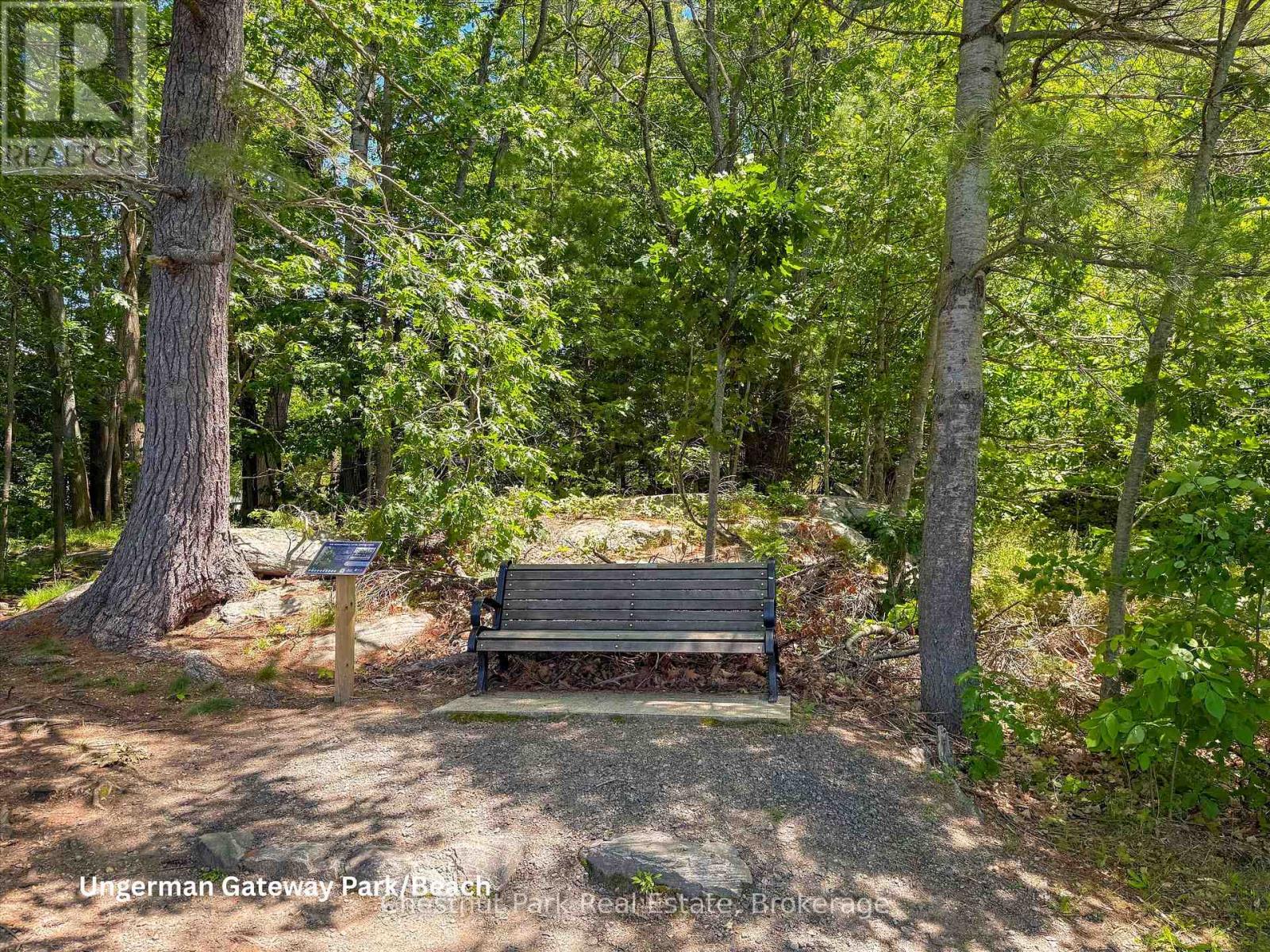 525 LORNE STREET - 26