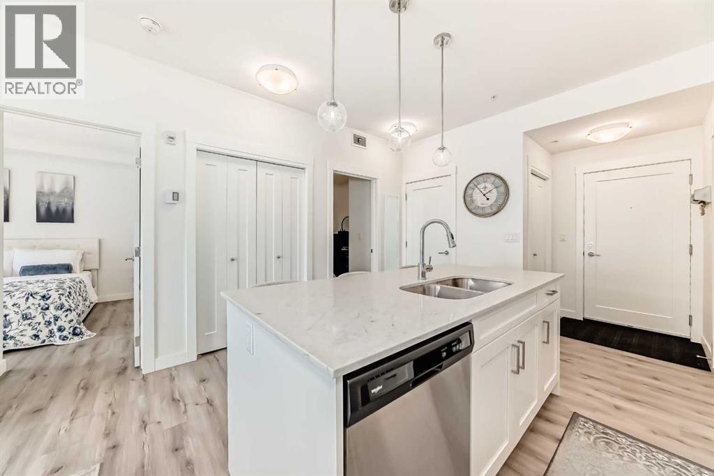 #311 40 Walgrove SE - 6