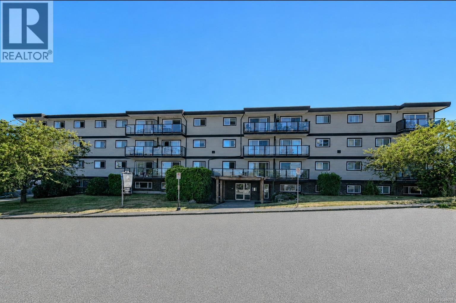 310 218 Bayview Ave, Ladysmith