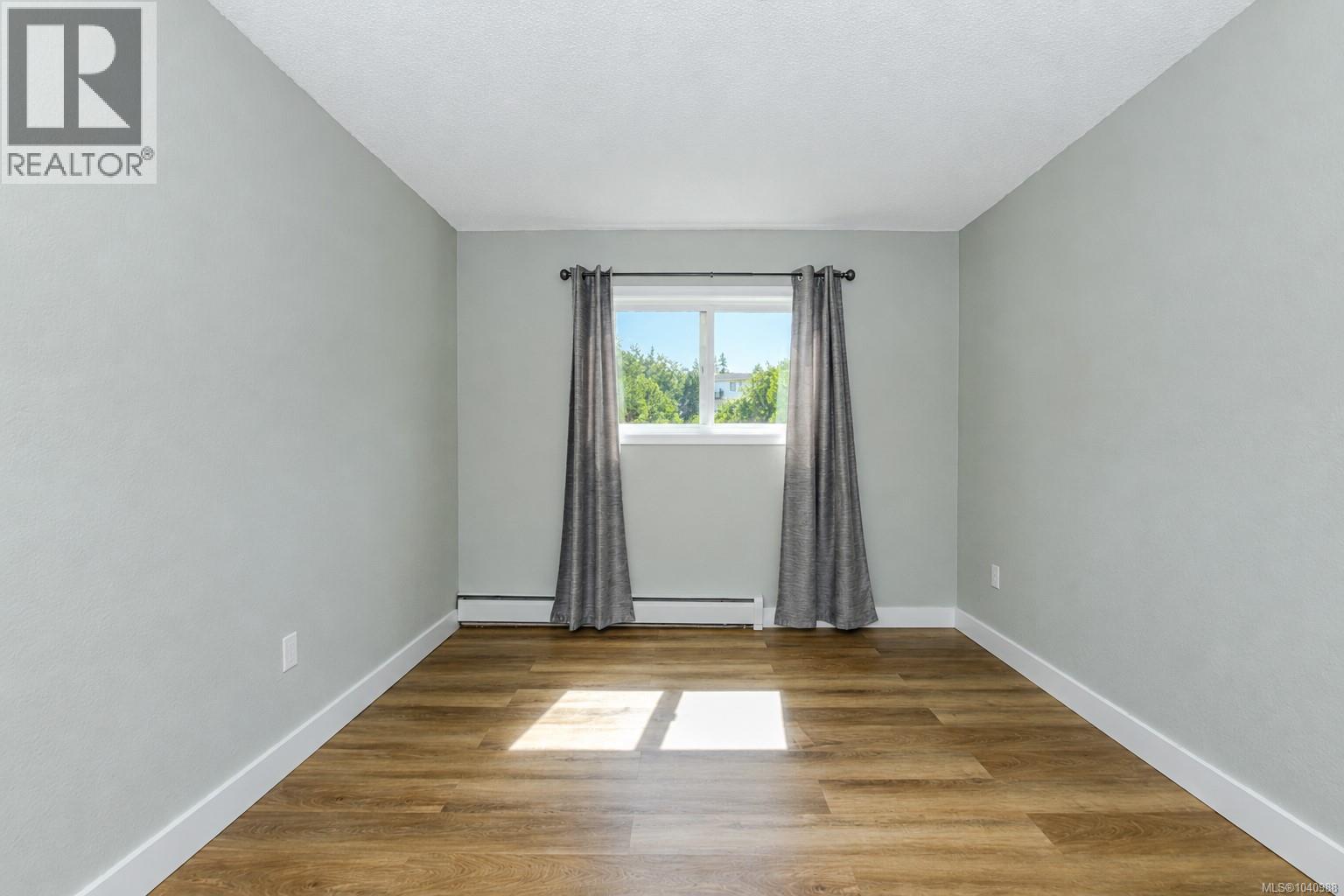 #310 218 Bayview Ave - 18