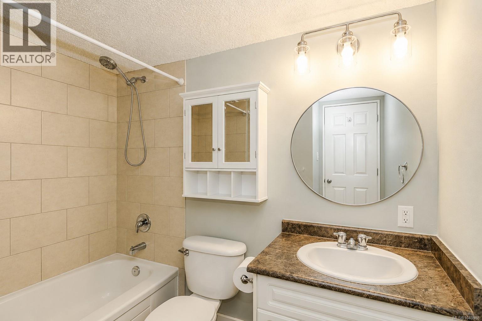 #310 218 Bayview Ave - 26