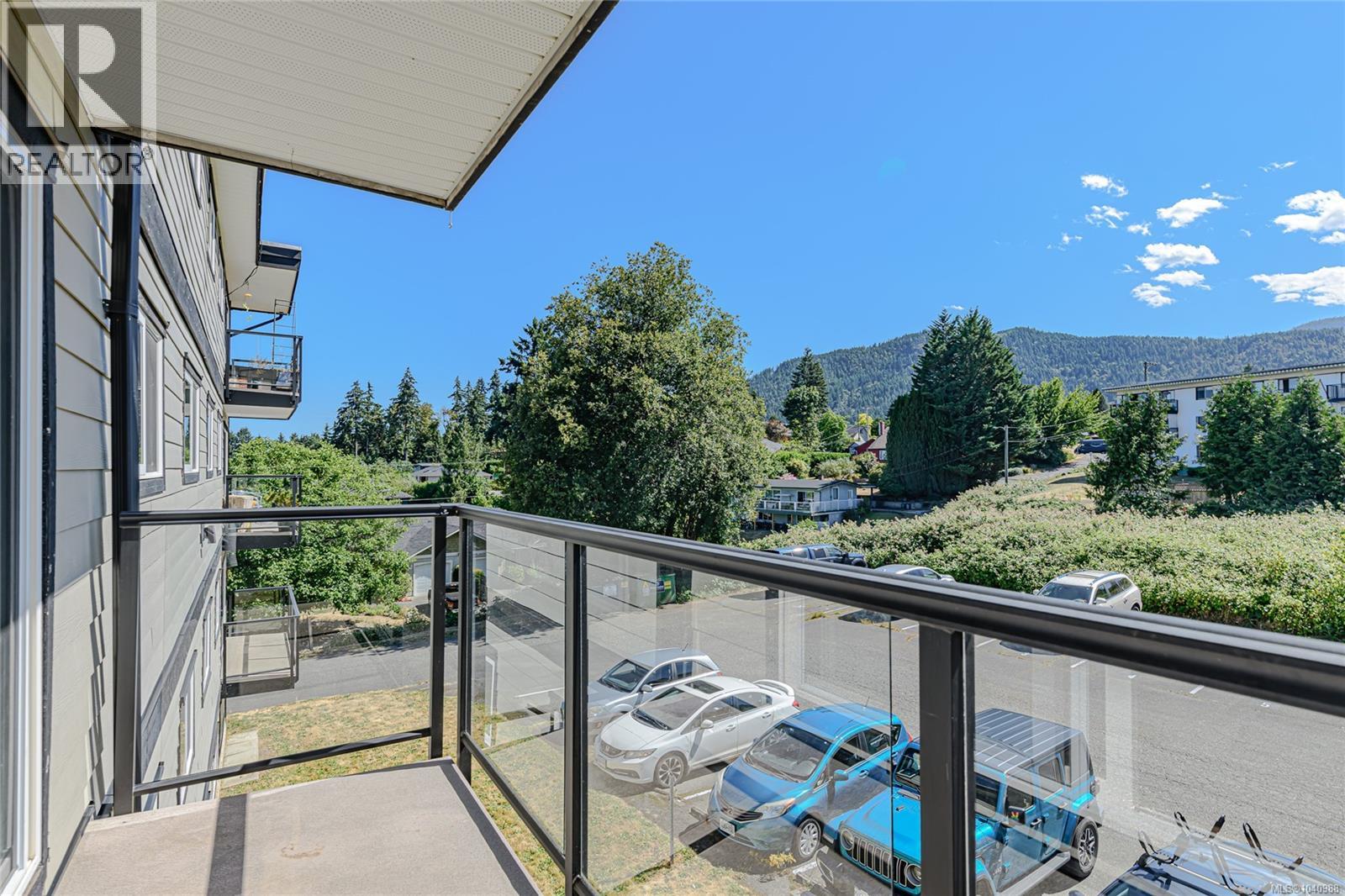 310 218 Bayview Ave, Ladysmith