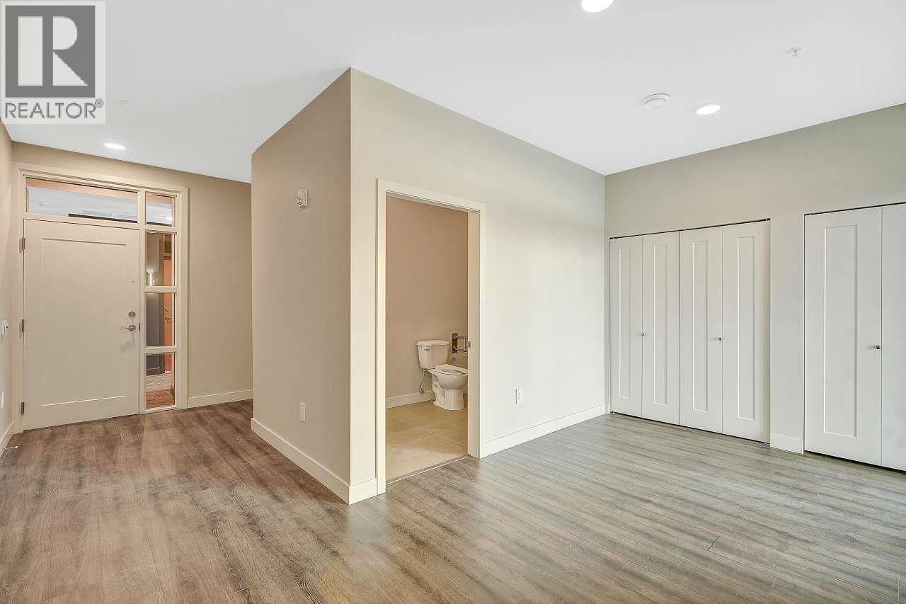 211 395 ELLESMERE AVENUE, Burnaby — photo 3