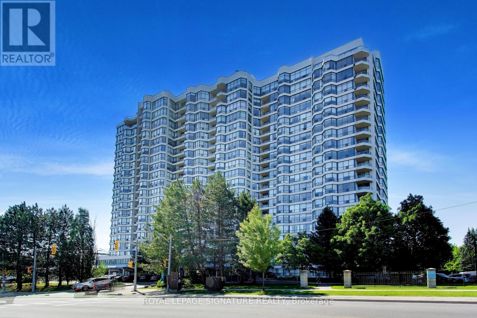 Photo of 1802 - 1 CLARK AVENUE W