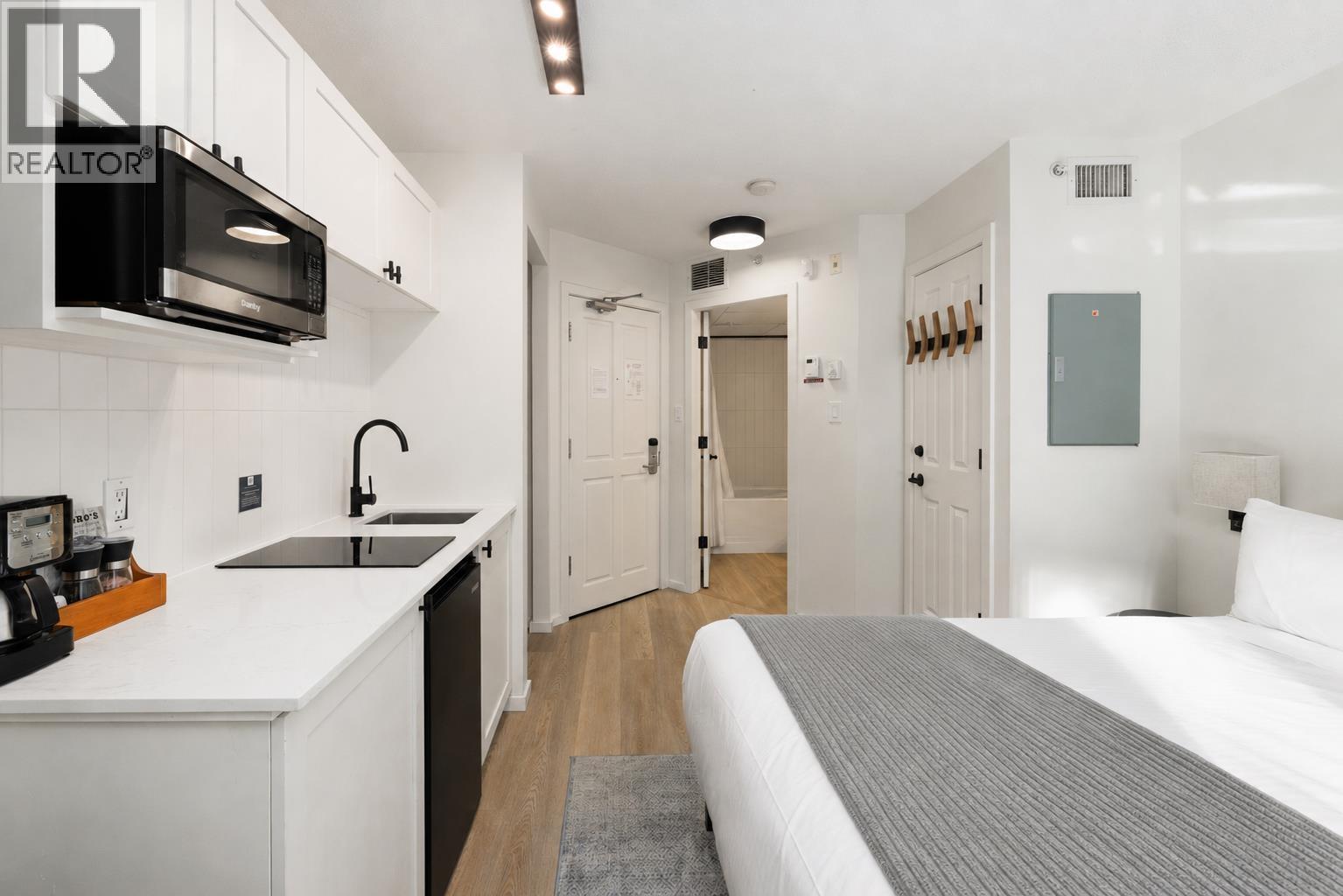 617 4315 NORTHLANDS BOULEVARD, Whistler