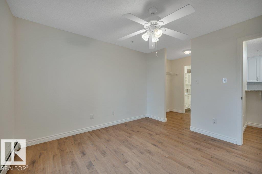 #304 5102 49 AV — photo 20