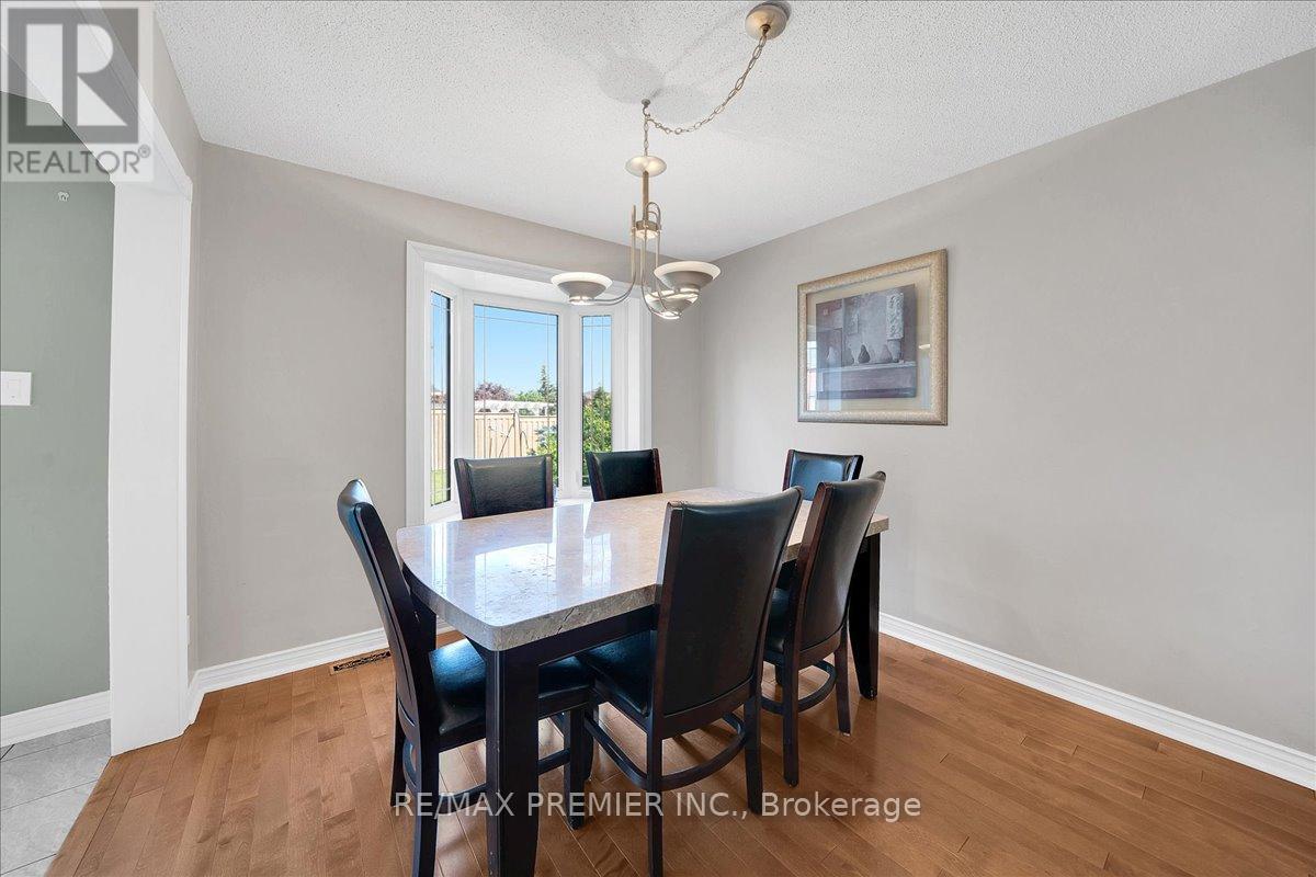 17 BERRYDOWN DRIVE - 10