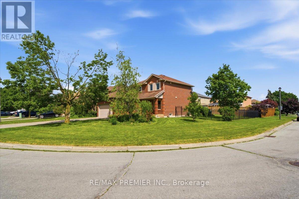 17 BERRYDOWN DRIVE - 41