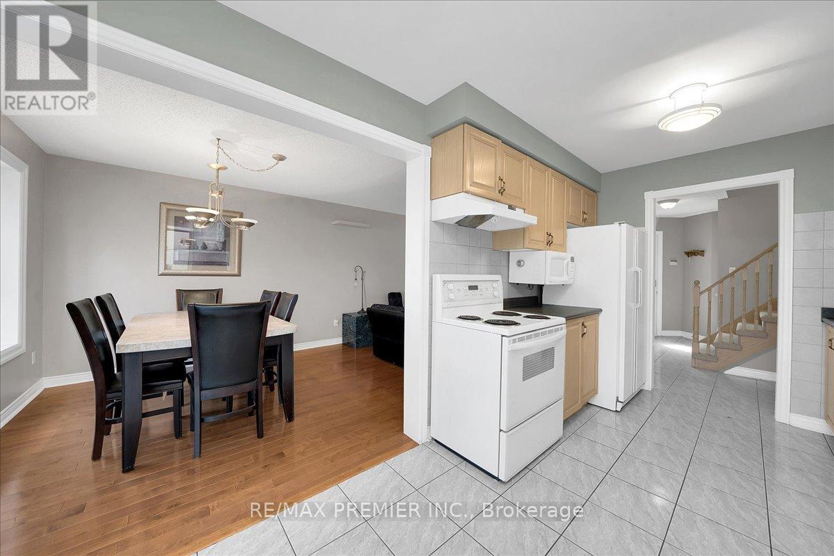 17 BERRYDOWN DRIVE - 8