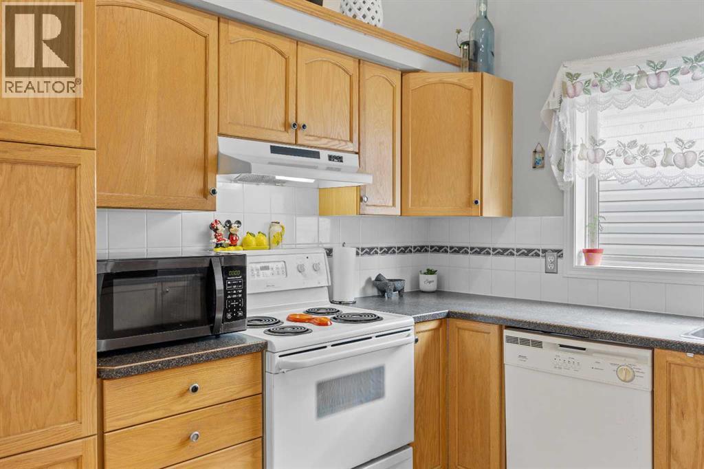 67 Saddlemead Green NE - 13