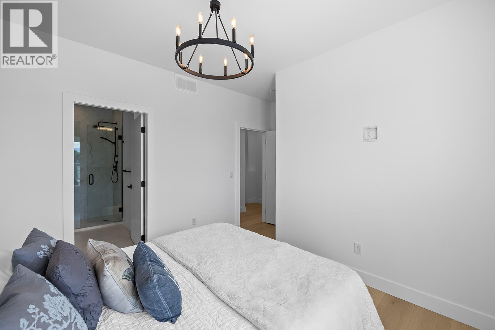 4499 Walker Road - 23