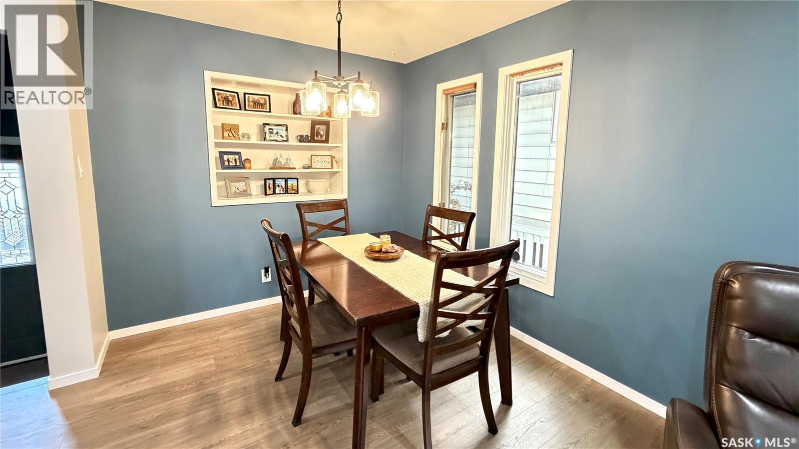 10 Stewart AVENUE — photo 10