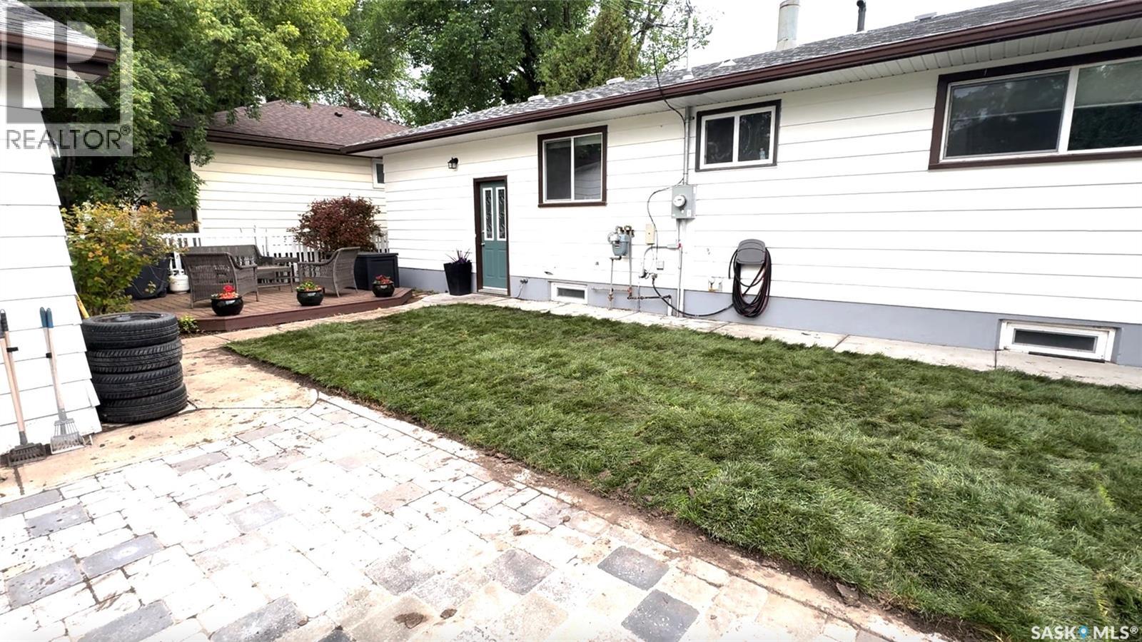 10 Stewart AVENUE — photo 53