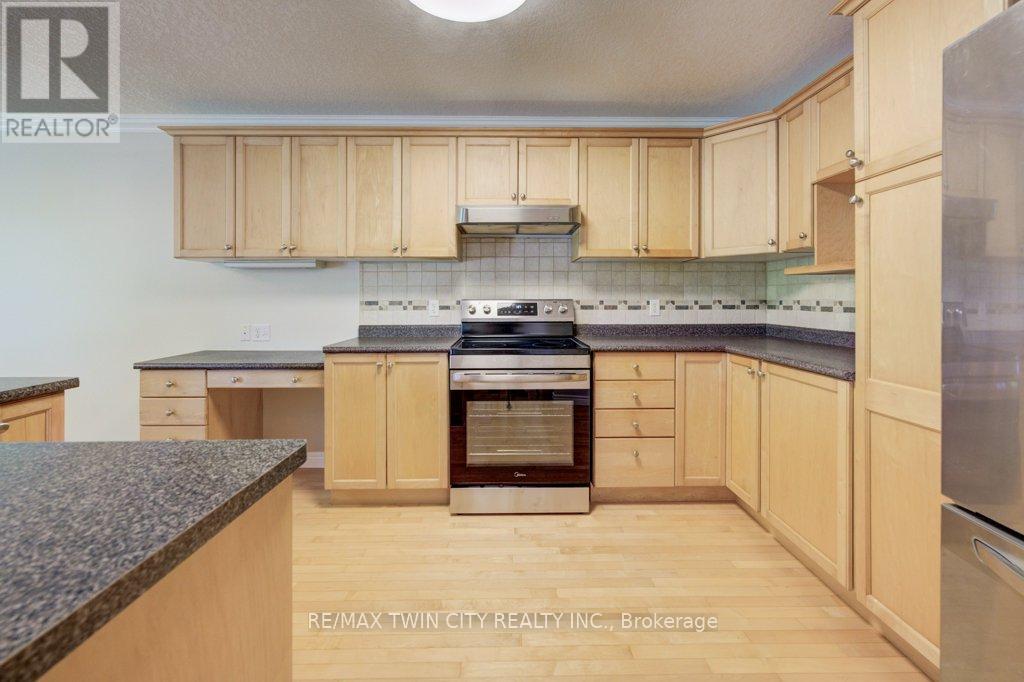 670 SALZBURG DRIVE - 13